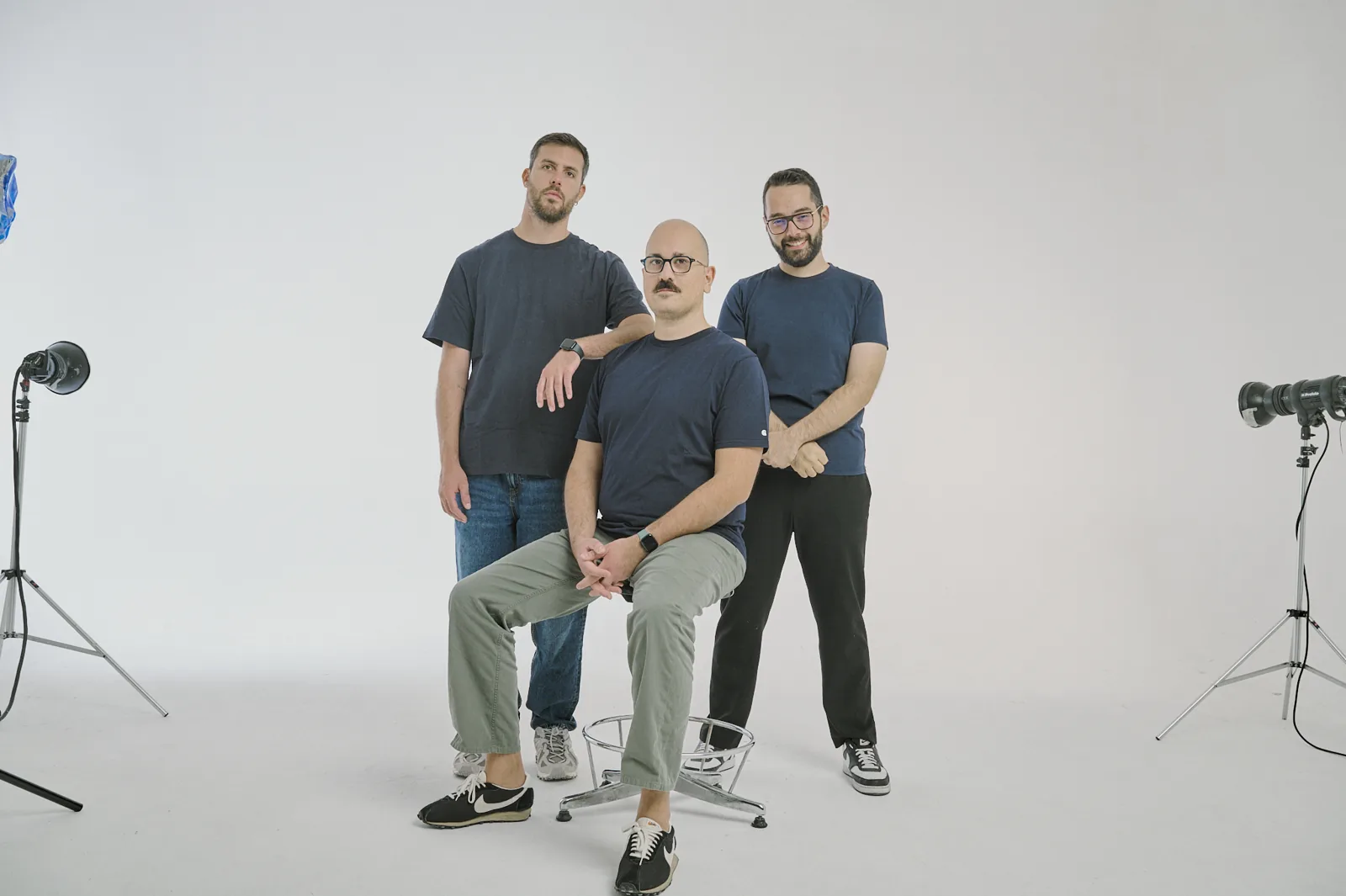 Il team Emporea nello studio fotografico