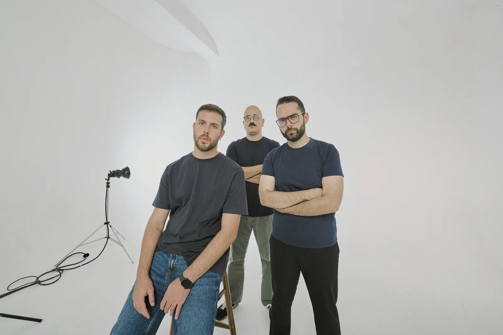 Il team Emporea nello studio fotografico