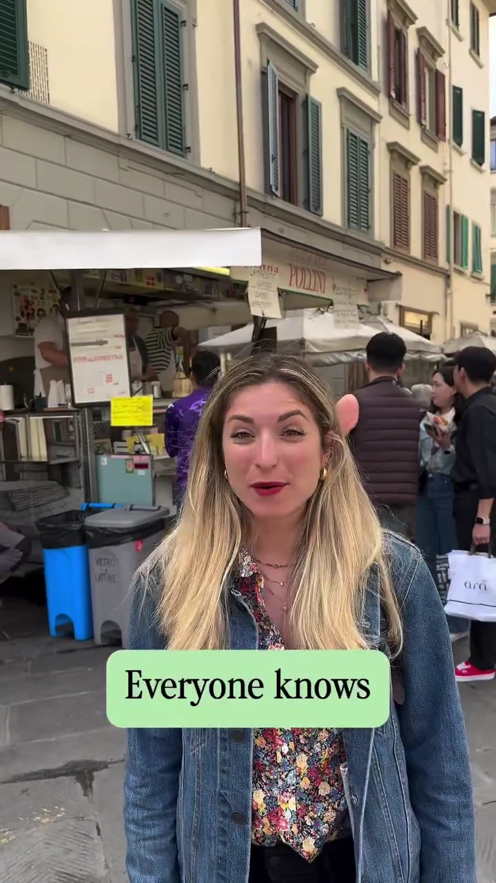 Lucrezia tra le strade e i locali di Firenze. Fotogramma del reel pubblicato.